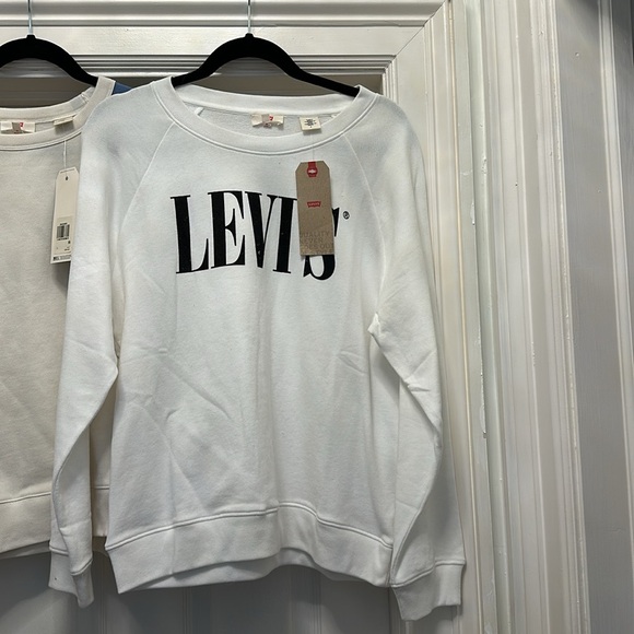Levi’s Sweater Bundle (READ DESCRIPTION) - Picture 2 of 5